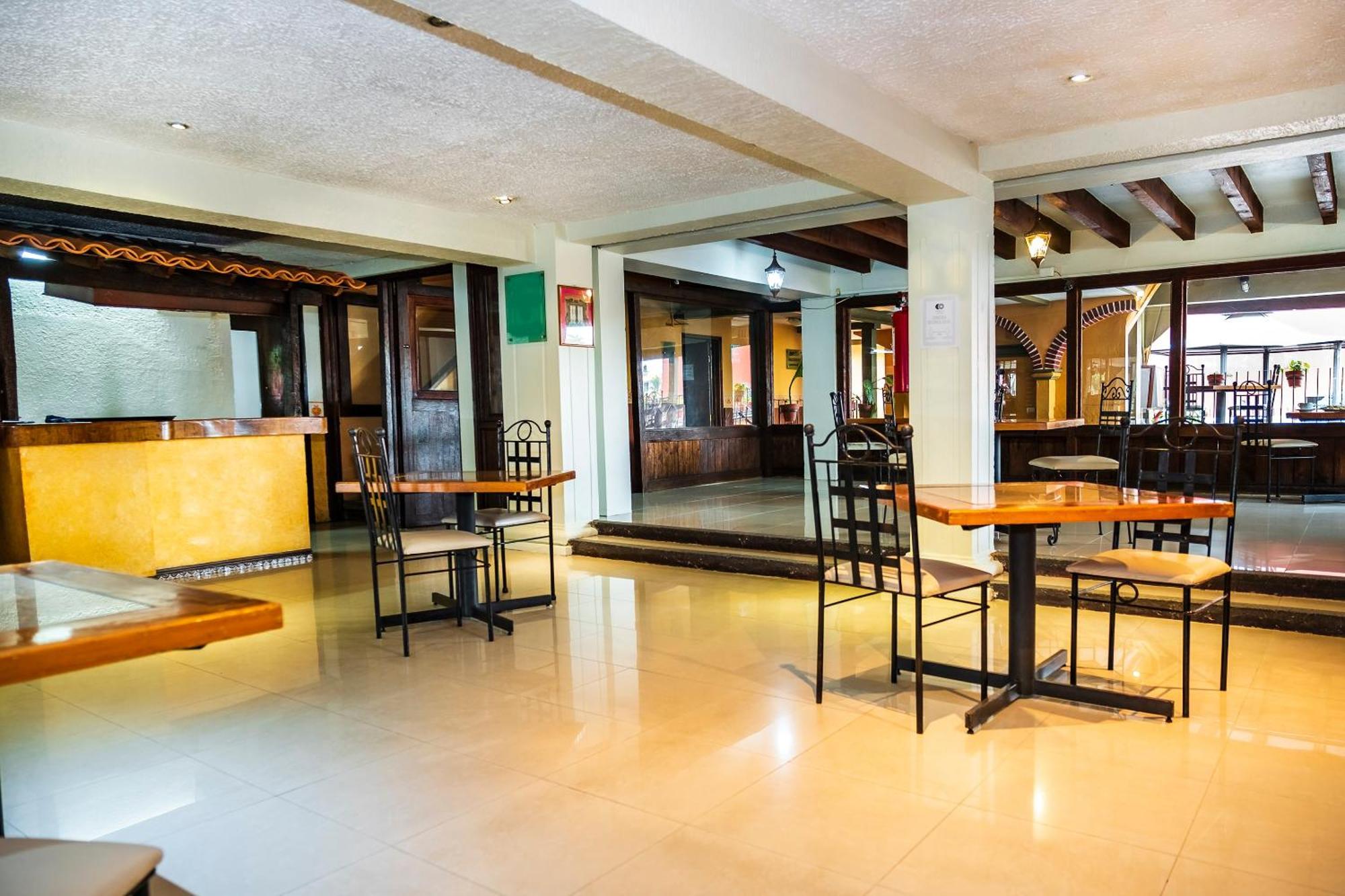 Capital O Hotel Central, Ксалапа Екстериор снимка